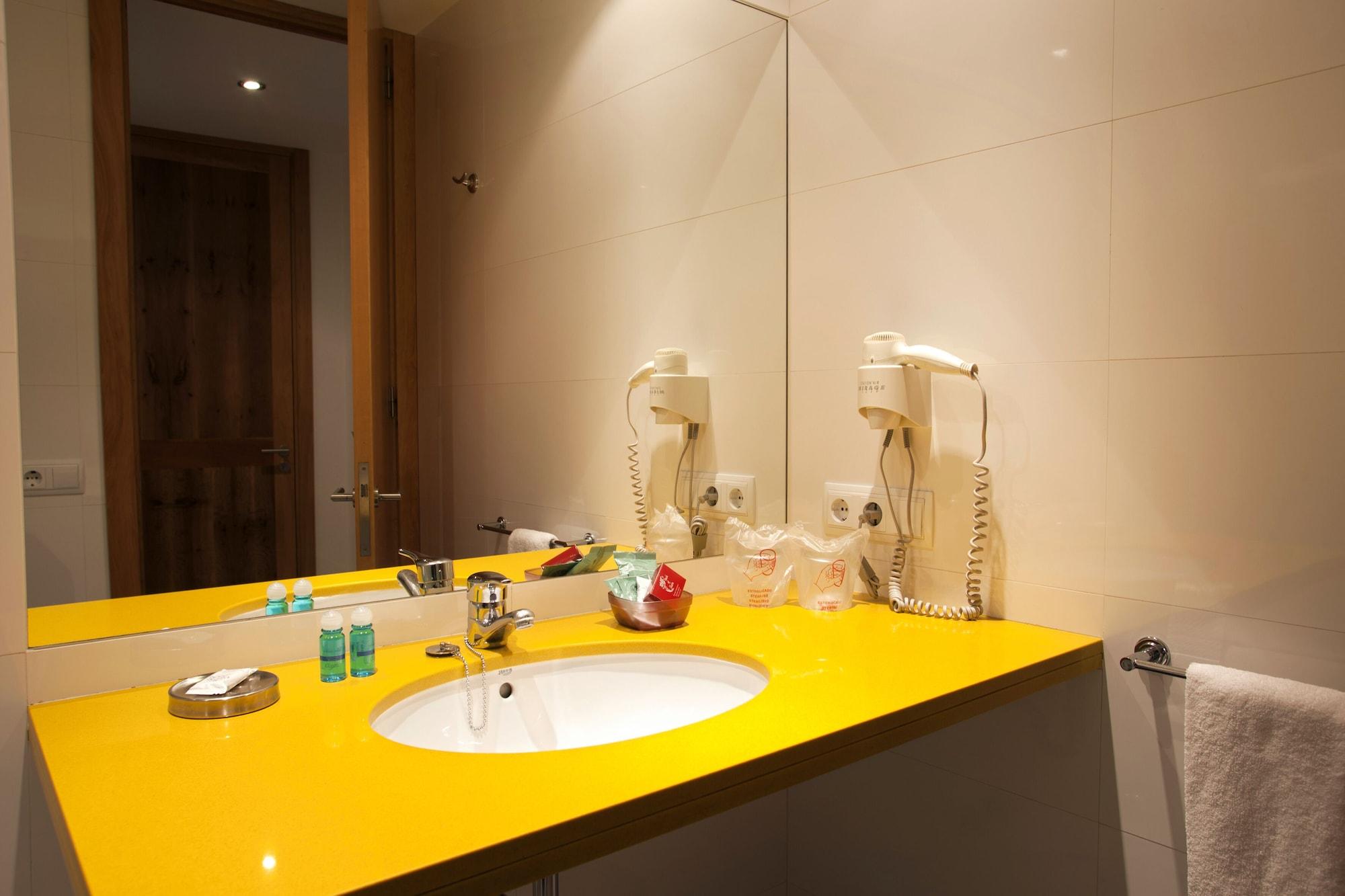 L'Host Boutique Rooms Pollenca Exterior photo